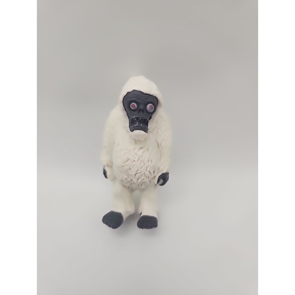 Plants Vs Zombies Yeti Zombie 3" Figure Toy Cake Topper